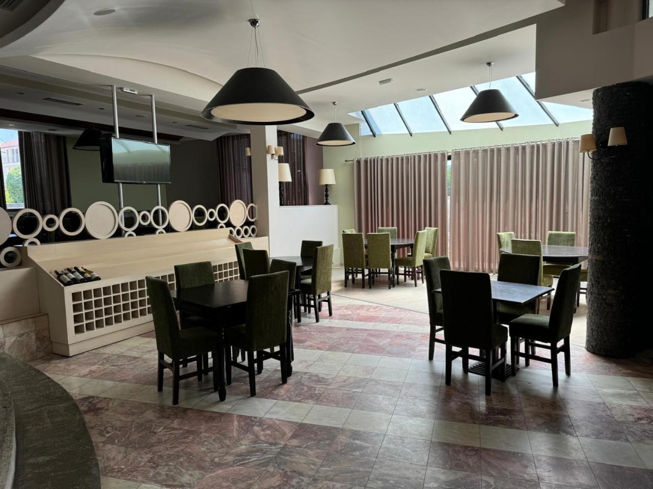 Tushemisht Sirena Hotel מראה חיצוני תמונה